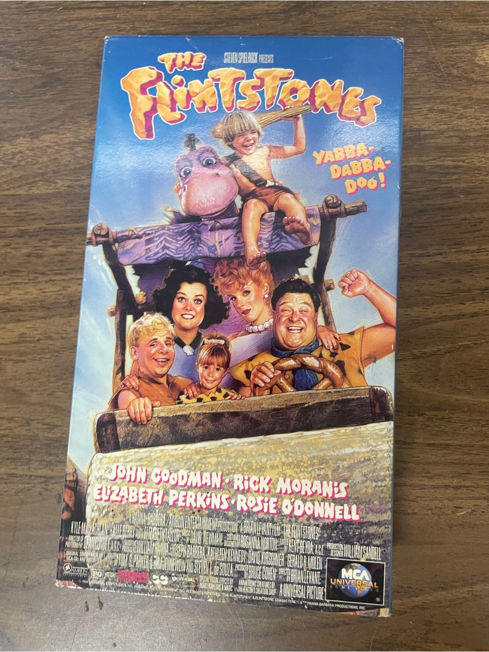 Vintage The Flintstones VHS Tape 1994 Live Action Movie MCA Universal - Picture 1 of 5